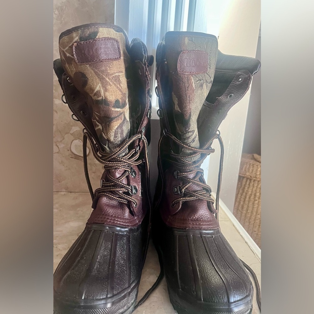 Vintage ROCKY waterproof, insulated Hunting Boots